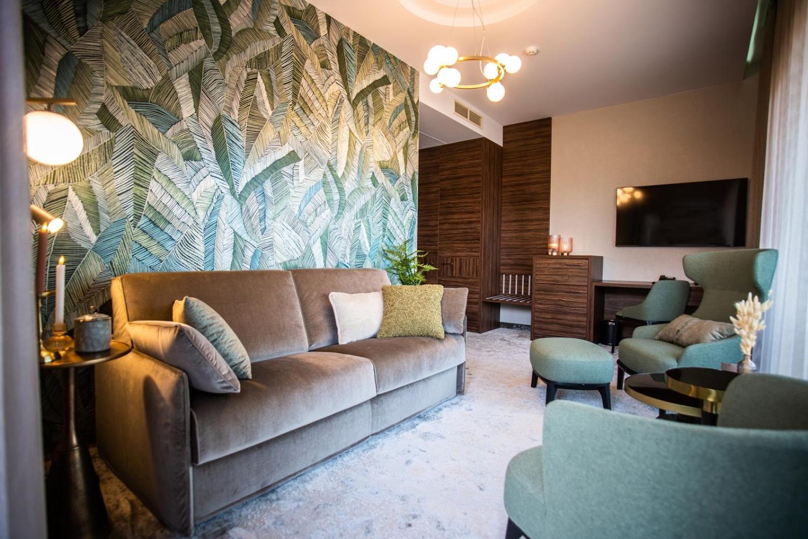 Barack Thermal Hotel And Spa Tiszakécske 外观 照片