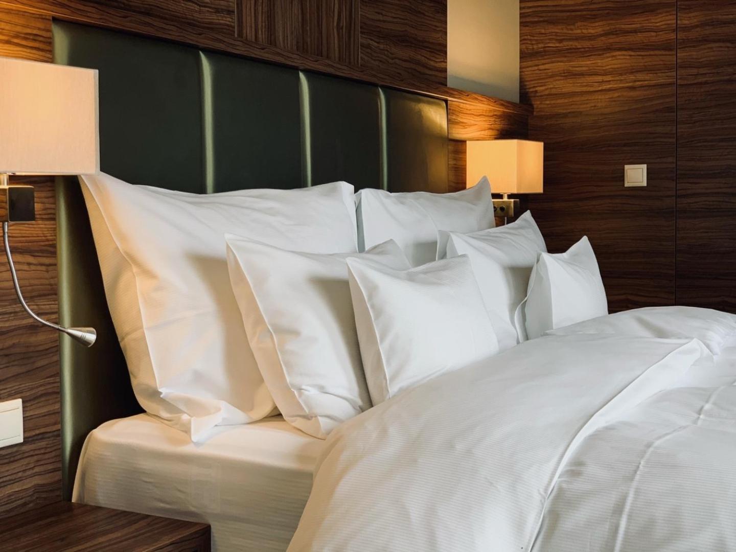 Barack Thermal Hotel And Spa Tiszakécske 外观 照片